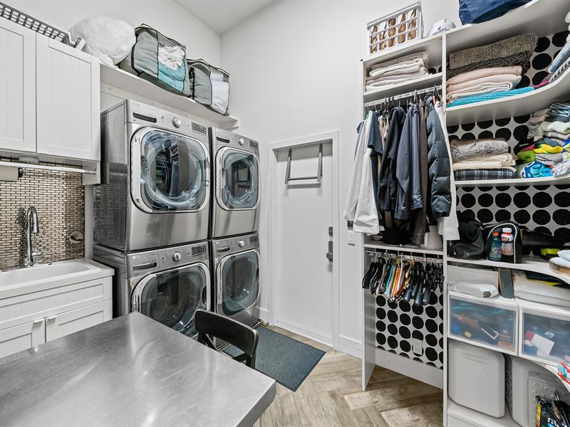 Image 39 of 50 For 11350 6th St