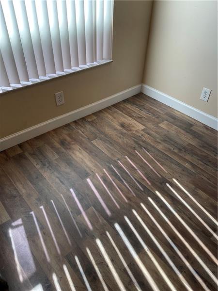 Image 7 of 19 For 5512 Park Rd