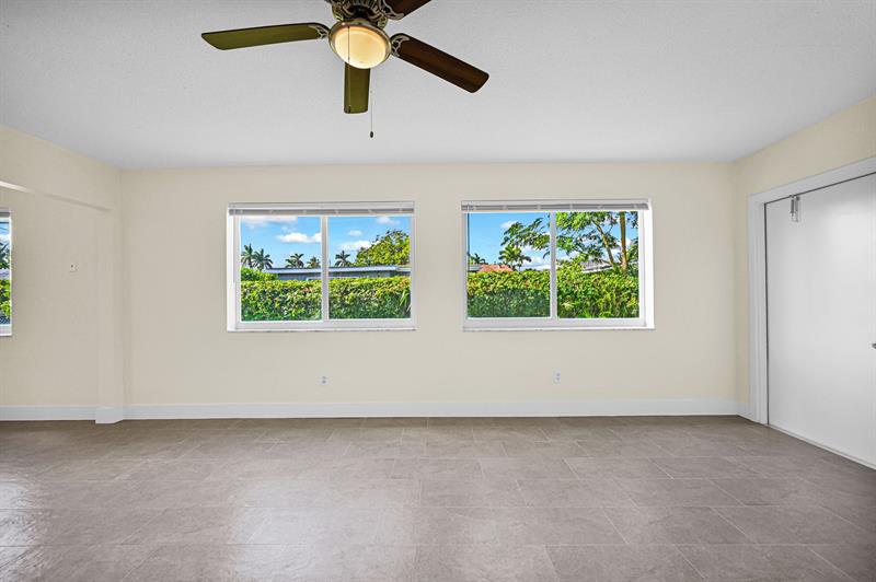 Image 14 of 43 For 2118 14 Ave  Rear