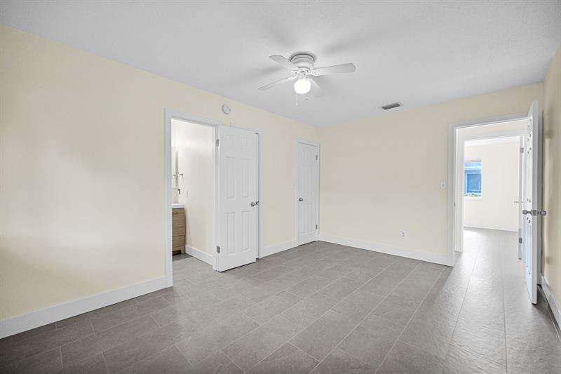 Image 25 of 43 For 2118 14 Ave  Rear