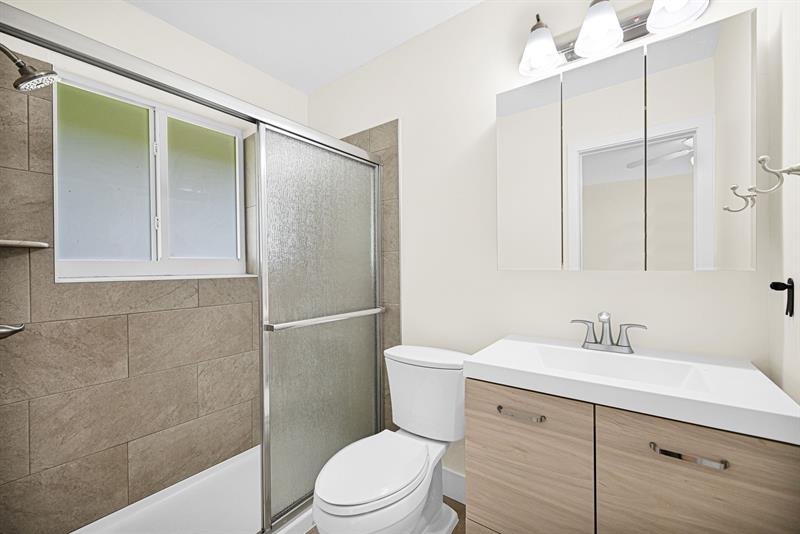 Image 28 of 43 For 2118 14 Ave  Rear