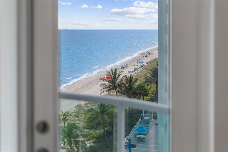 Image 26 of 62 For 3410 Galt Ocean Dr  702n