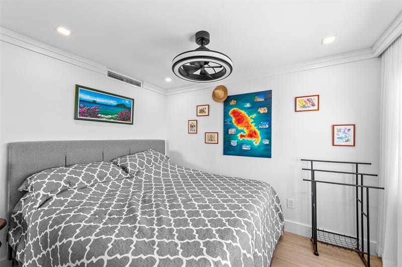 Image 30 of 62 For 3410 Galt Ocean Dr  702n