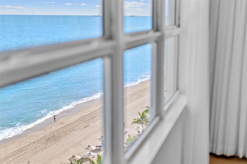 Image 31 of 62 For 3410 Galt Ocean Dr  702n