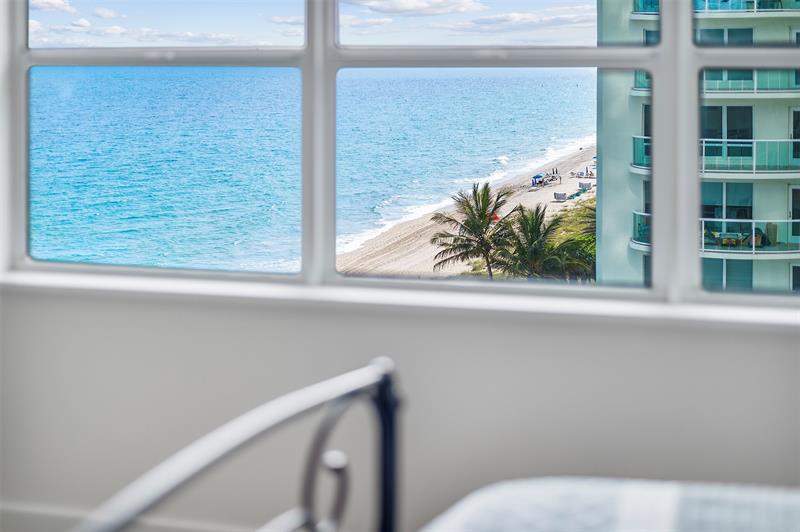 Image 40 of 62 For 3410 Galt Ocean Dr  702n