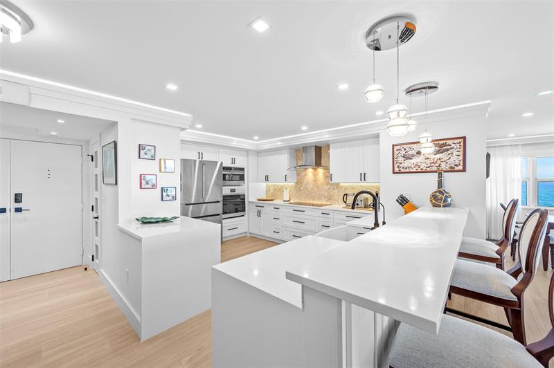 Image 8 of 62 For 3410 Galt Ocean Dr  702n