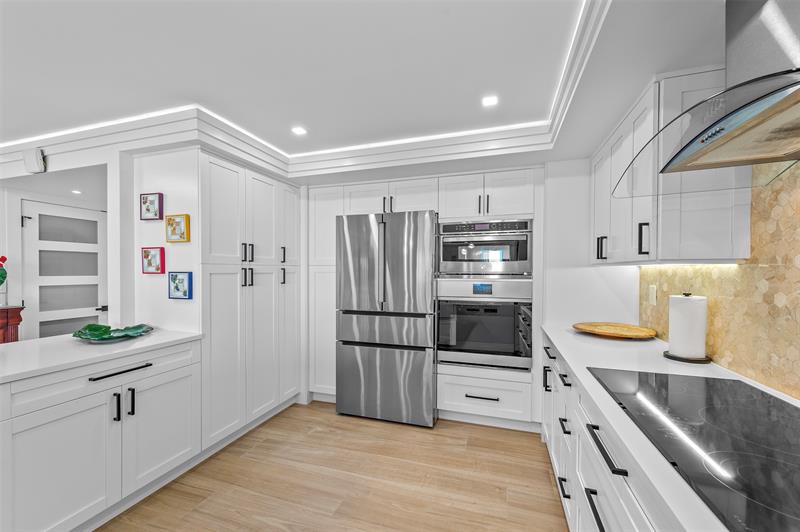 Image 9 of 62 For 3410 Galt Ocean Dr  702n