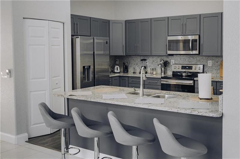 Image 11 of 33 For 7682 19th Street