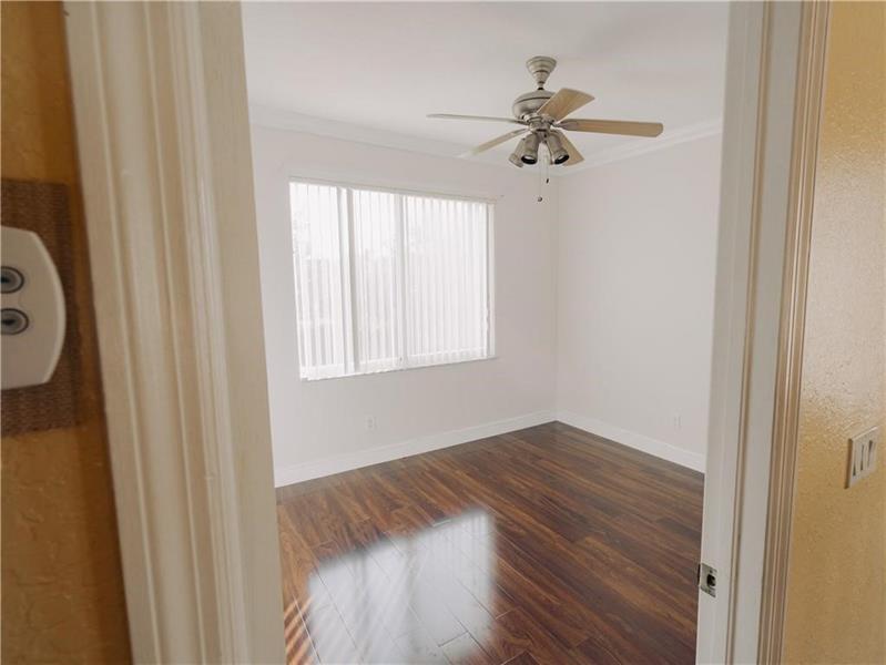 Image 24 of 33 For 7682 19th Street