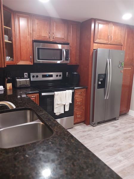 Image 8 of 8 For 3004 Portofino Isle  N1