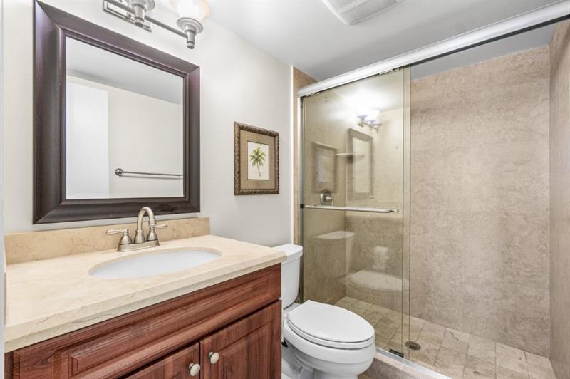 Image 12 of 15 For 55 2nd Ave  405g