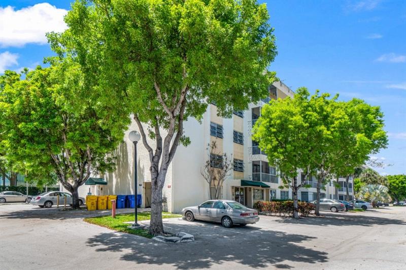 Image 14 of 15 For 55 2nd Ave  405g