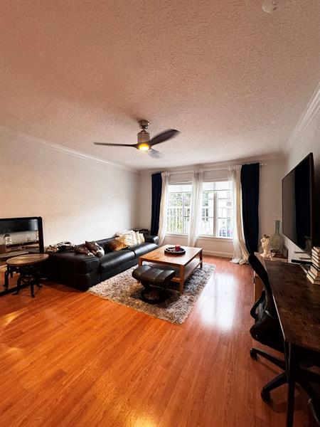 Image 10 of 23 For 151 16th Ave  230