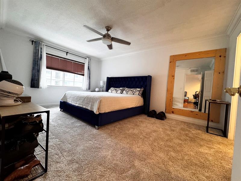 Image 20 of 23 For 151 16th Ave  230