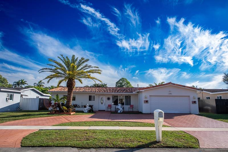 Details for 11040 16th St, Pembroke Pines, FL 33026