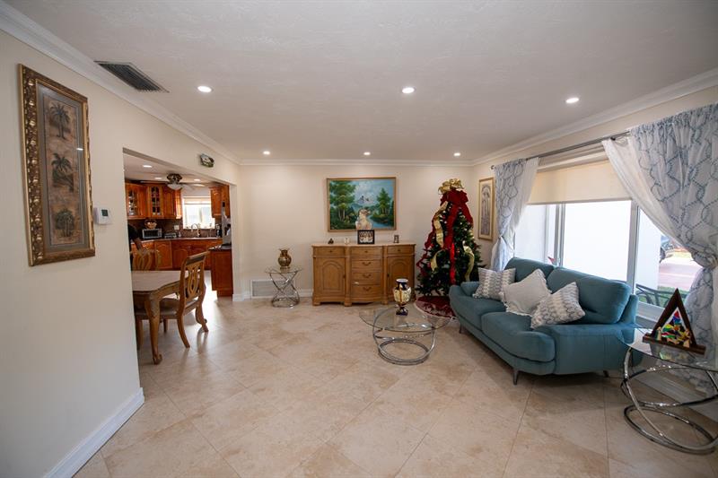 Image 20 of 42 For 11040 16th St