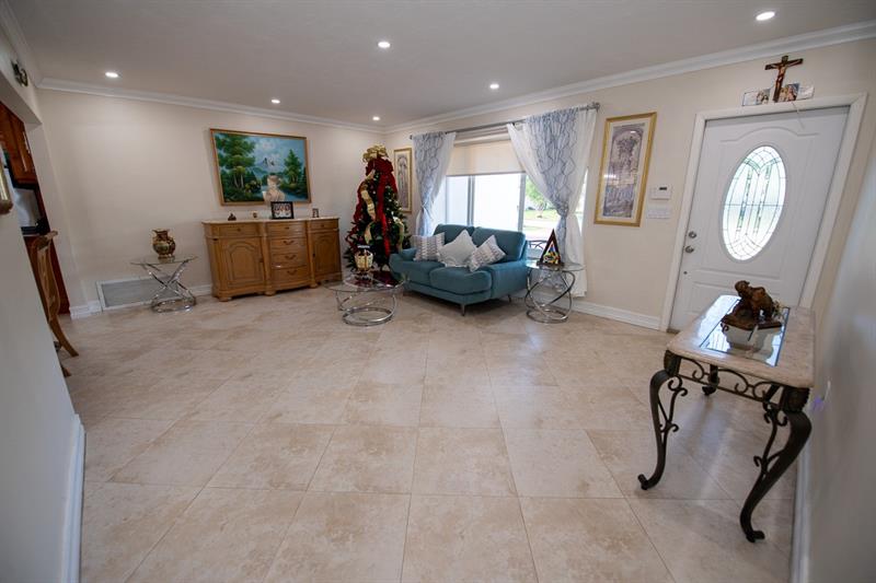 Image 22 of 42 For 11040 16th St