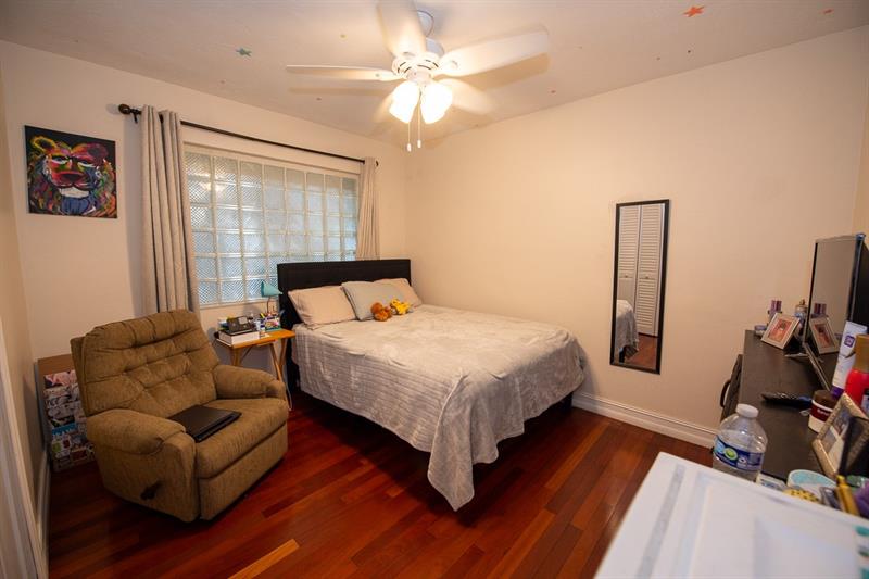 Image 25 of 42 For 11040 16th St