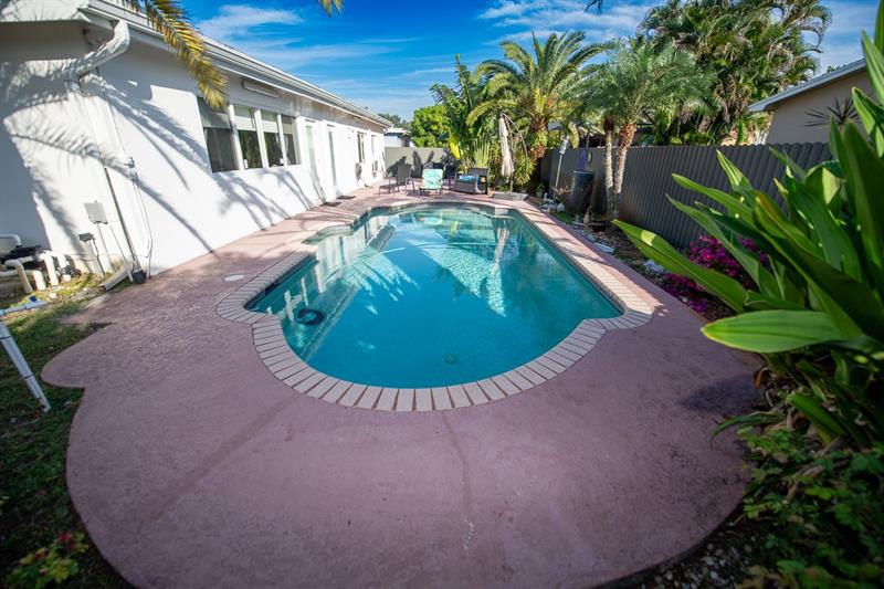 Image 35 of 42 For 11040 16th St