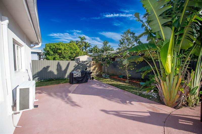 Image 38 of 42 For 11040 16th St