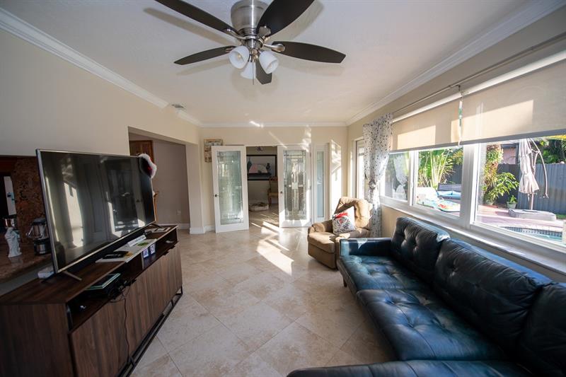 Image 8 of 42 For 11040 16th St