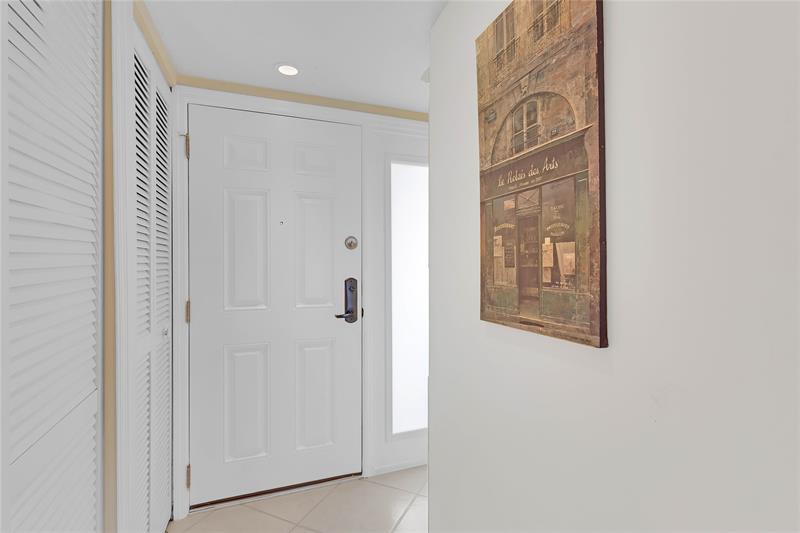 Image 24 of 35 For 3939 Ocean Dr  502a