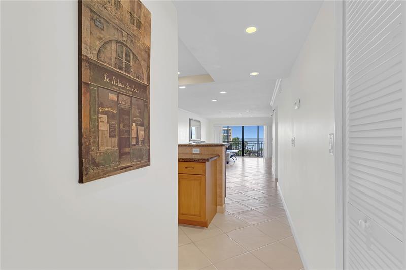 Image 25 of 35 For 3939 Ocean Dr  502a