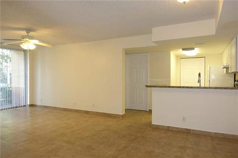 Image 10 of 13 For 10773 Cleary Blvd  107