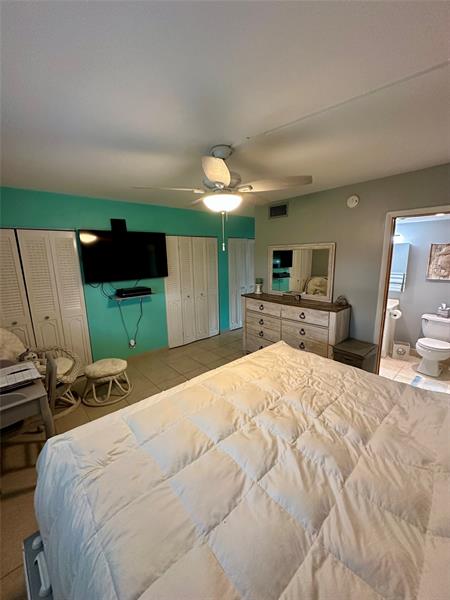 Image 17 of 26 For 325 11th Ter  107