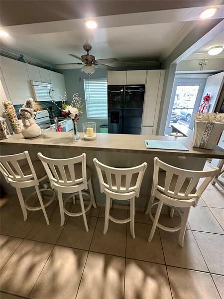 Image 21 of 26 For 325 11th Ter  107