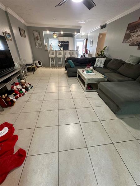 Image 9 of 26 For 325 11th Ter  107