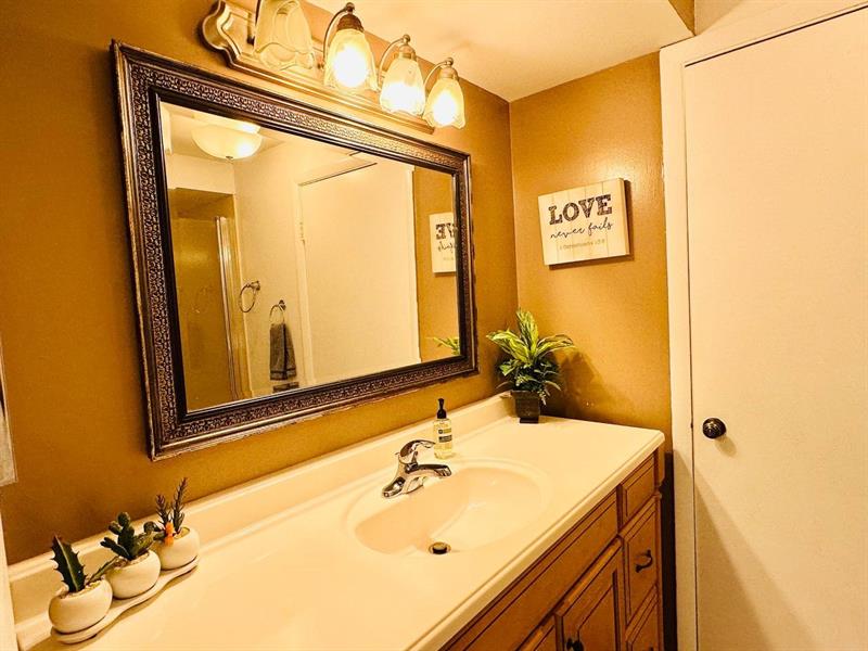 Image 22 of 32 For 9300 8th St  214