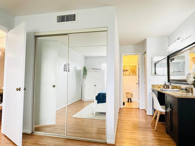 Image 27 of 32 For 9300 8th St  214