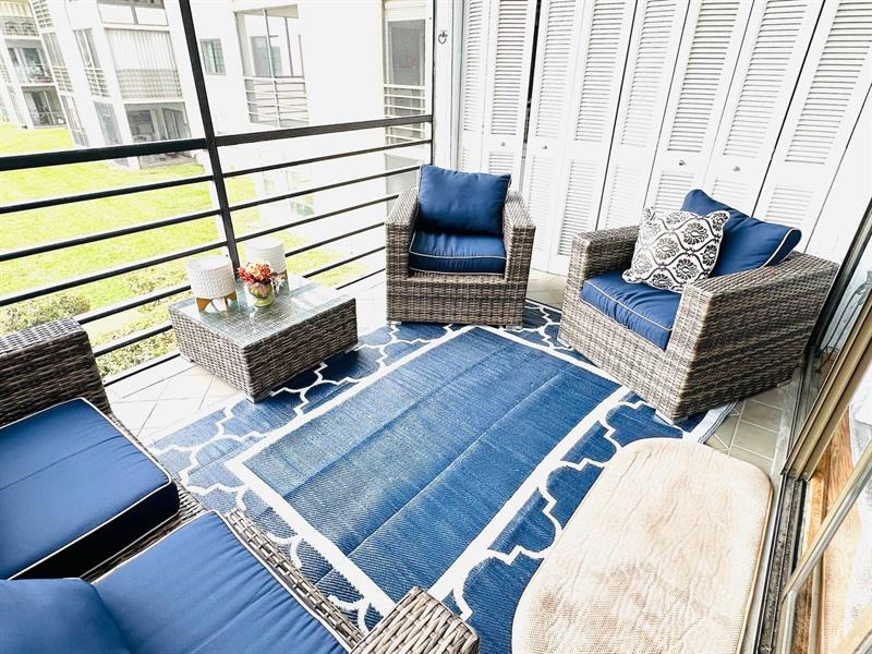 Image 31 of 32 For 9300 8th St  214