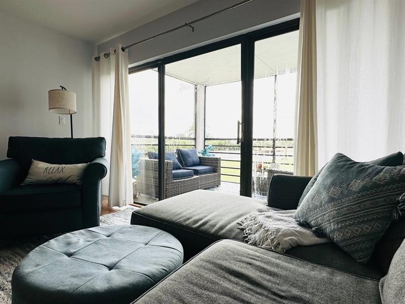 Image 6 of 32 For 9300 8th St  214