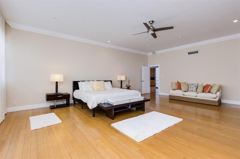 Image 22 of 84 For 3430 Galt Ocean Dr  Ph1