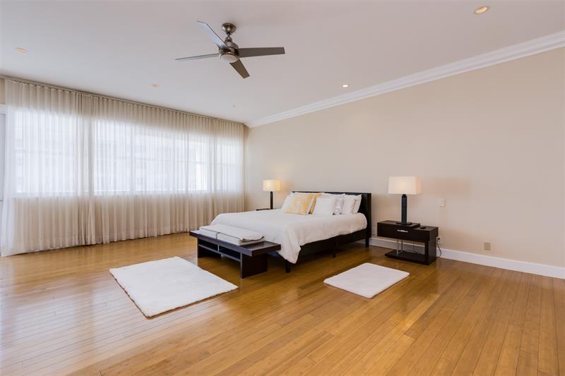 Image 24 of 84 For 3430 Galt Ocean Dr  Ph1