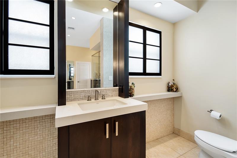 Image 28 of 84 For 3430 Galt Ocean Dr  Ph1