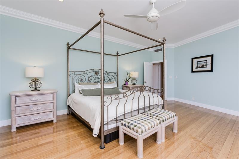 Image 37 of 84 For 3430 Galt Ocean Dr  Ph1