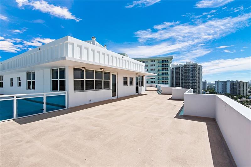 Image 49 of 84 For 3430 Galt Ocean Dr  Ph1