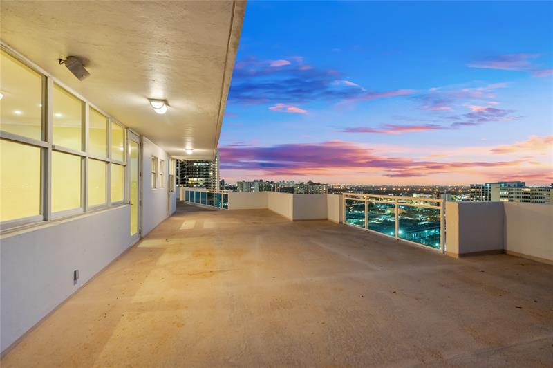 Image 78 of 84 For 3430 Galt Ocean Dr  Ph1