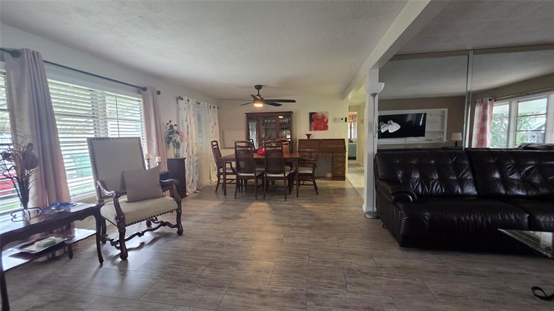 Image 20 of 35 For 1931 85th Ave