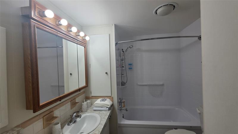 Image 27 of 35 For 1931 85th Ave