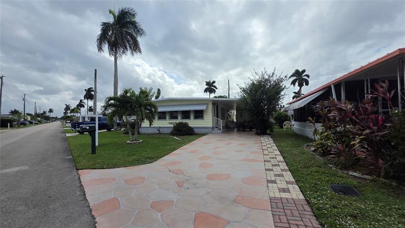 Image 3 of 35 For 1931 85th Ave