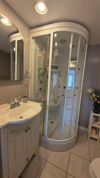 Image 30 of 35 For 1931 85th Ave