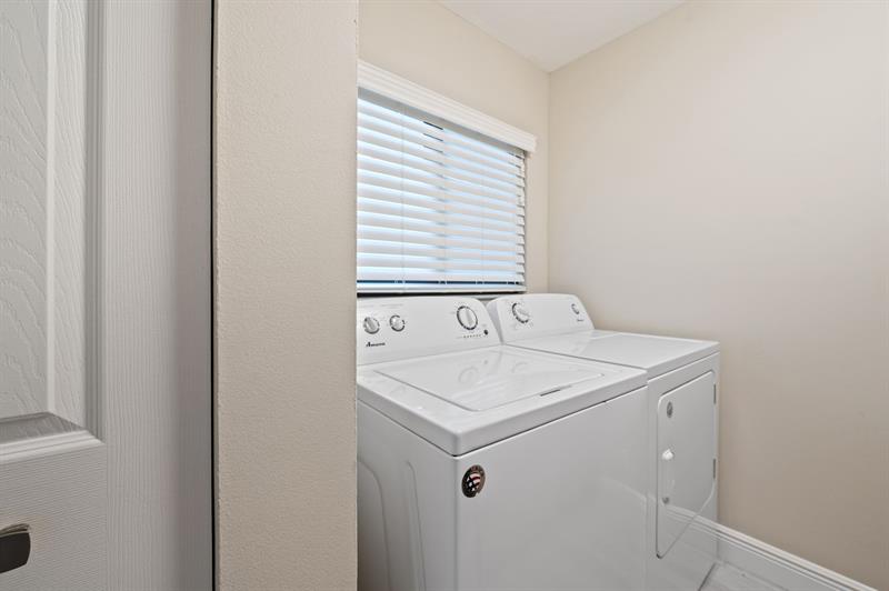 Image 24 of 31 For 15451 Pembridge Dr  206