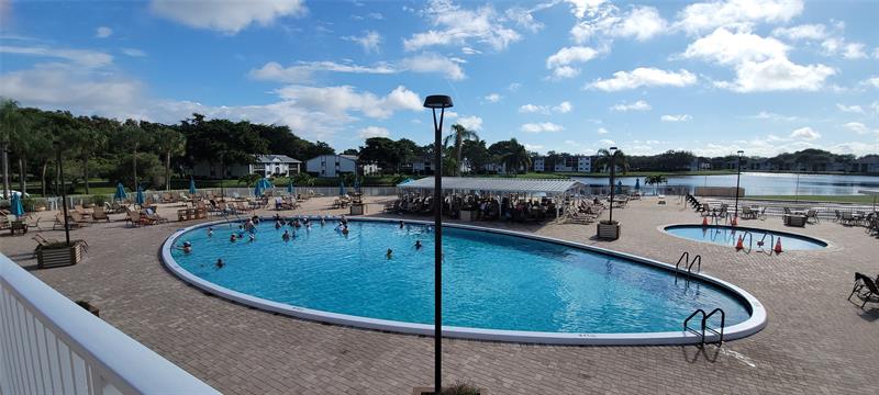 Image 30 of 31 For 15451 Pembridge Dr  206