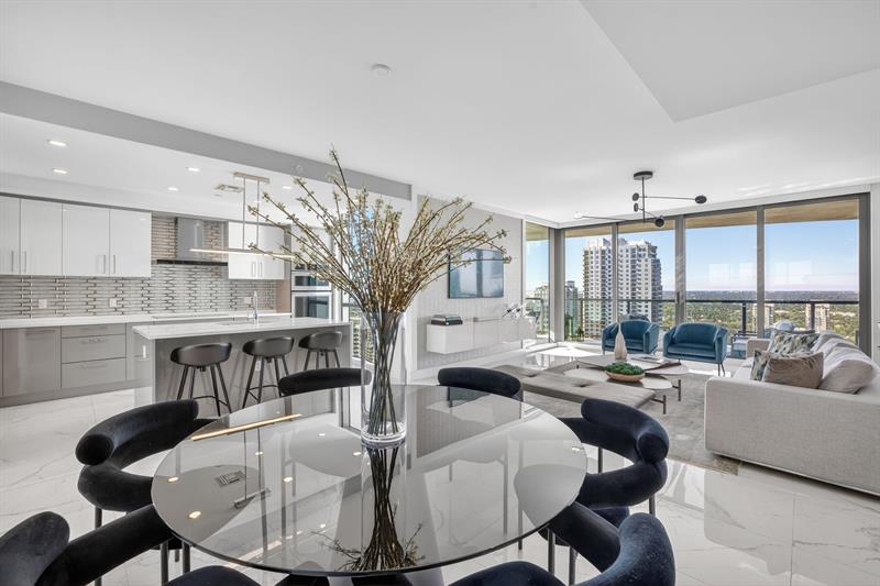 Image 16 of 51 For 100 Las Olas Blvd  3004