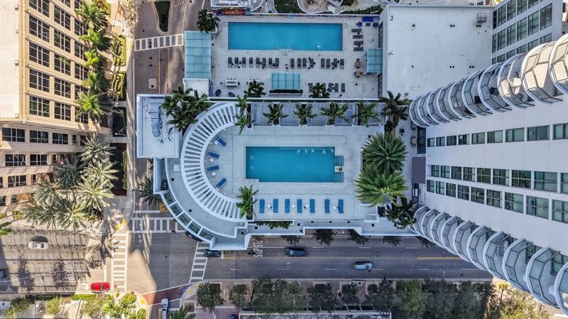 Image 46 of 51 For 100 Las Olas Blvd  3004