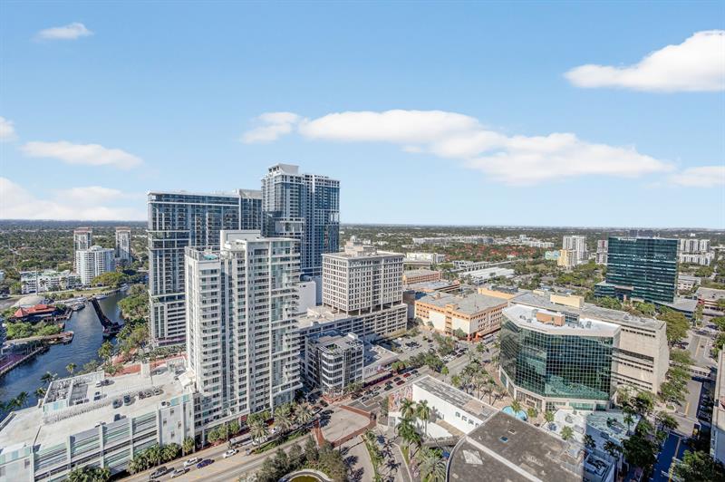 Image 47 of 51 For 100 Las Olas Blvd  3004